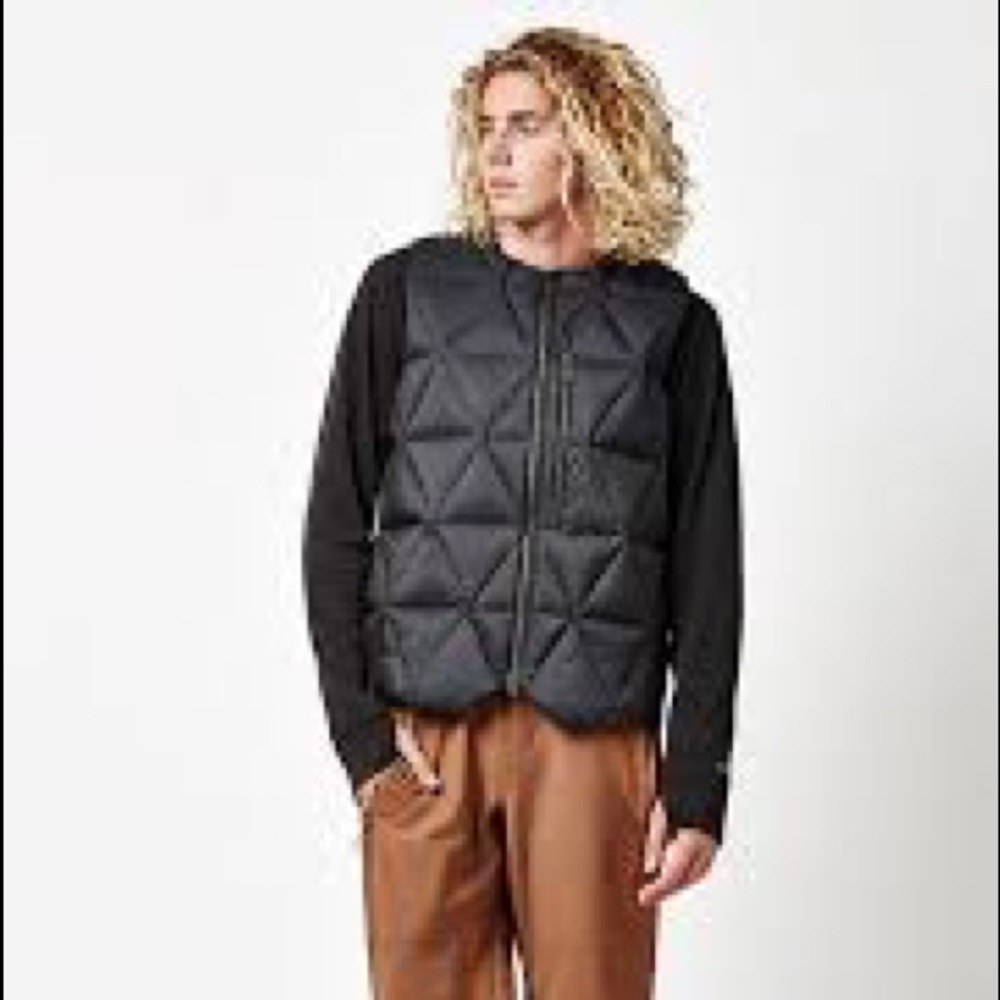 Holden Outerwear Men's M Pyramid Down Vest - Bla